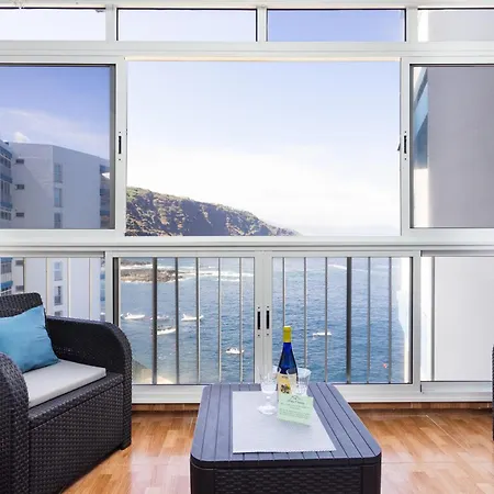 Vistas Al Mar Y Al Teide *