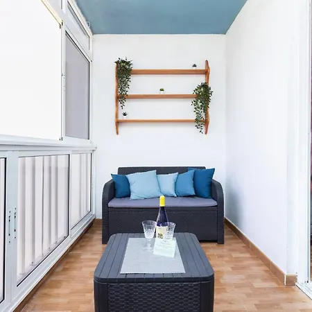 Vistas Al Mar Y Al Teide *